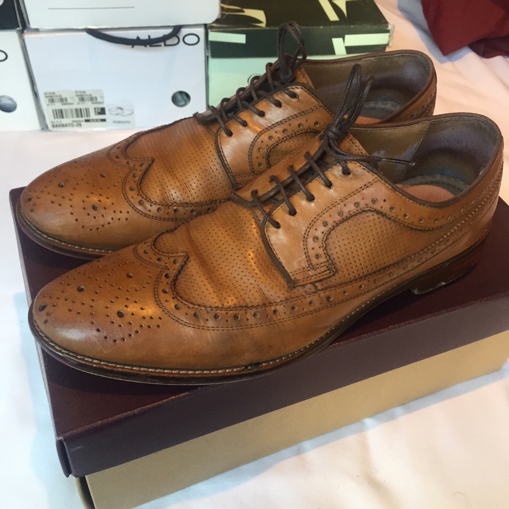 Johnston & Murphy Wingtip Dress Shoes Size 9.5